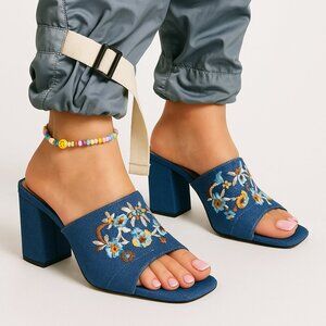 M & E Embroidered Denim Square Heel Shoes 90s Y2K Style Floral Print Size 9